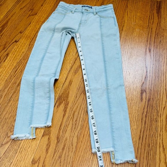 Guess big girls two tone denim blue high low raw hem preppy jeans - Picture 12 of 15